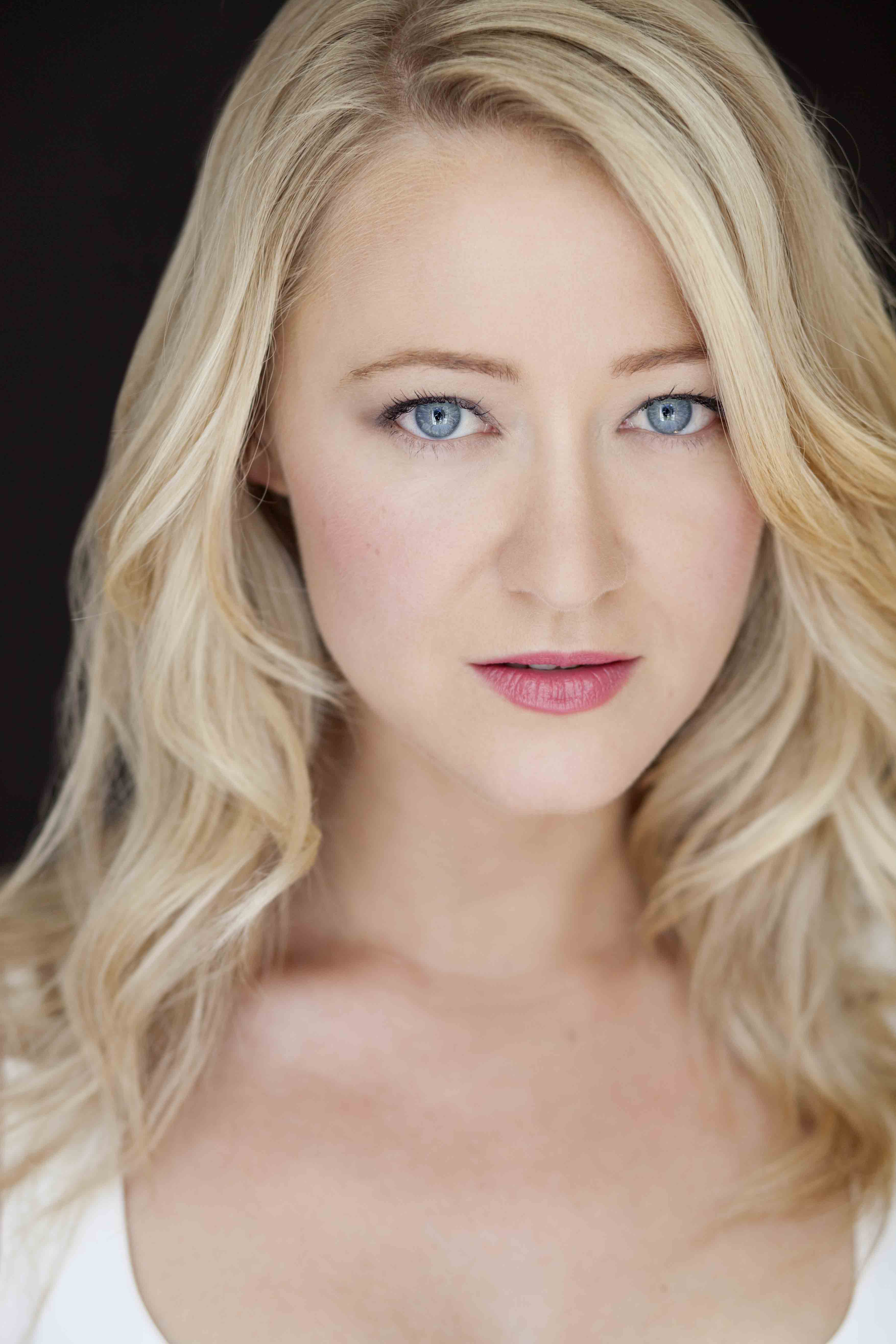 Siobhan Hewlett Siobhan Hewlett